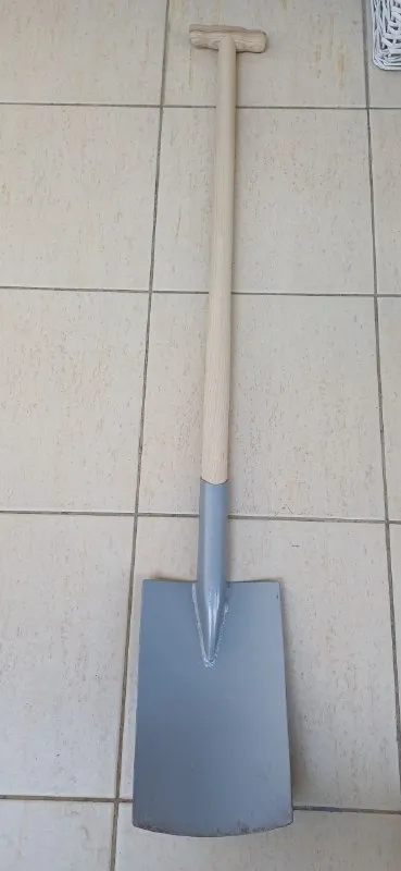 Лопата 700 Tl