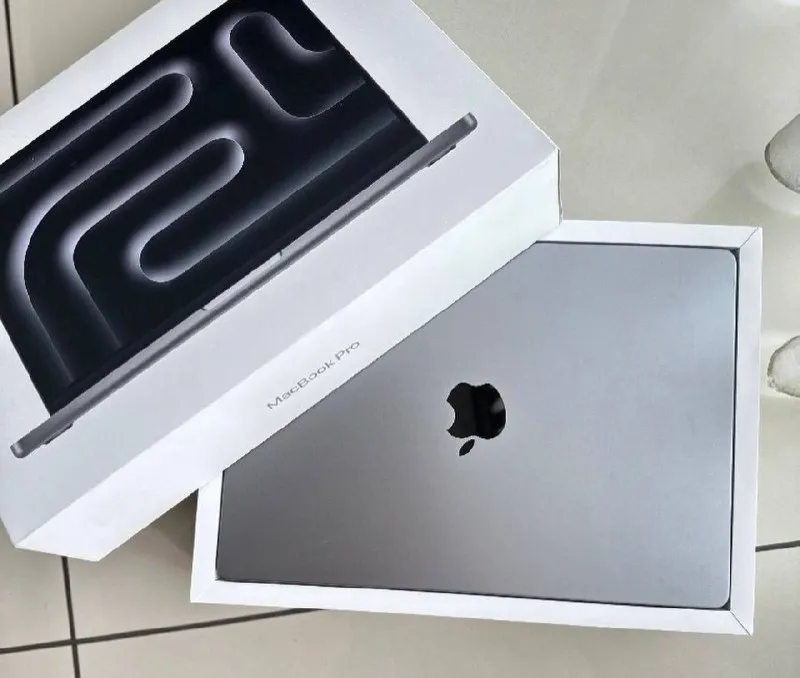 Apple MacBook Pro 14 дюймов (2023 г.)