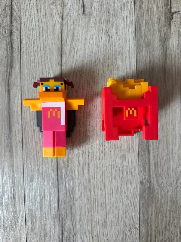Игрушки Minecraft из McDonald’s