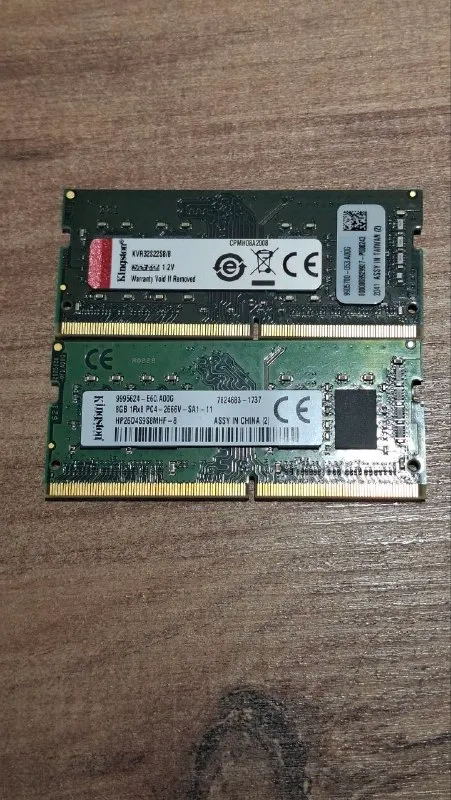 2 модуля оперативной памяти Kingston 8 ГБ