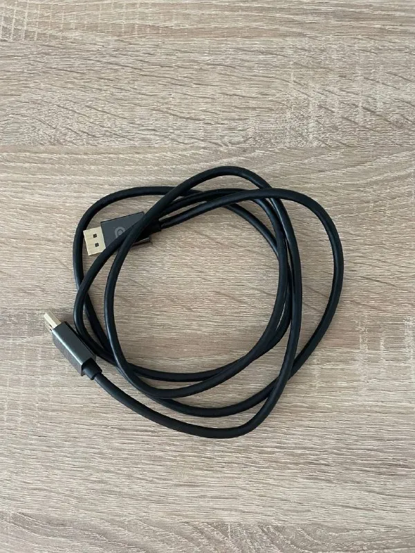 Кабель DisplayPort to DisplayPort