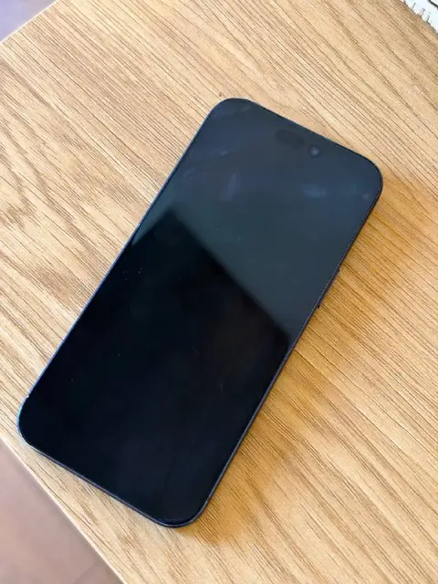 IPhone 17 Pro Max — Батуми — 2 900 ₾