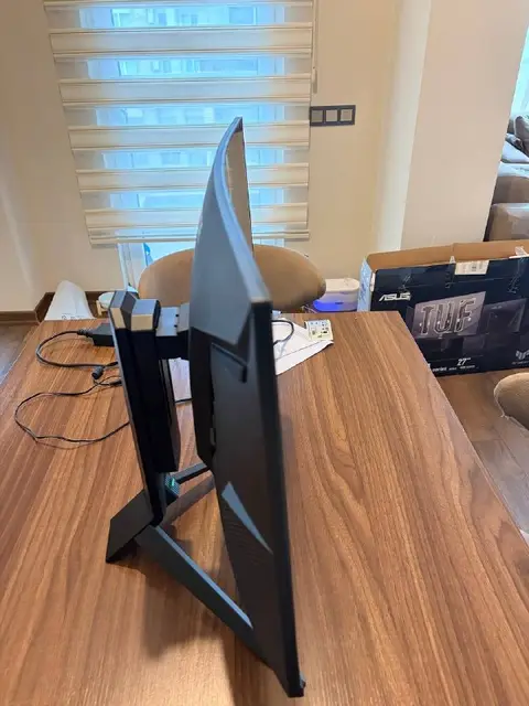 ASUS TUF Gaming VG27AQML1A и Rampage Reflect RM-765 — Анталия — 16 000 ₺