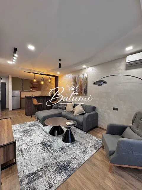 2+1 квартиру у моря — Батуми — 1 100 $