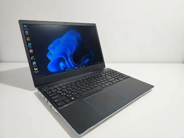 Игровой ноутбук Dell G3 WHITE — Батуми — 1 400 ₾