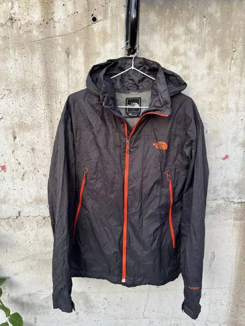 Ветряк The North Face — М — 120 GEL — Батуми — 150 ₾