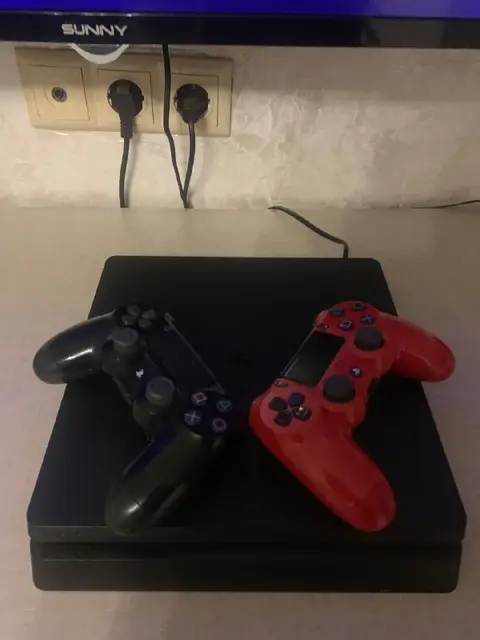 PlayStation 4 (PS4) 500 GB — Батуми — 350 ₾