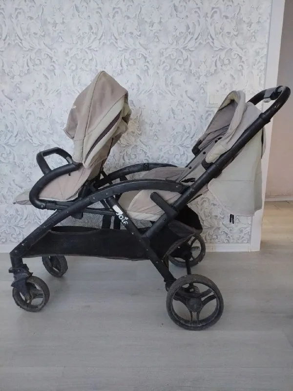 Коляска складная для погодок Joie Evalite duo