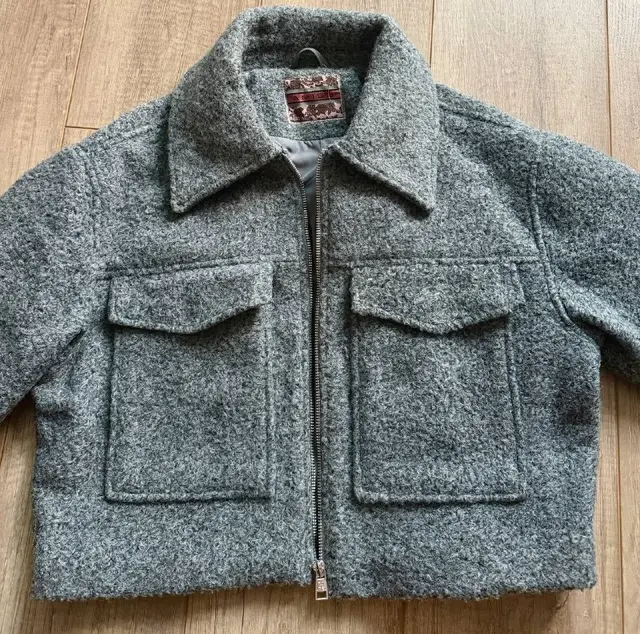 Укороченный серый теплый бомбер — Batumi — 50 ₾