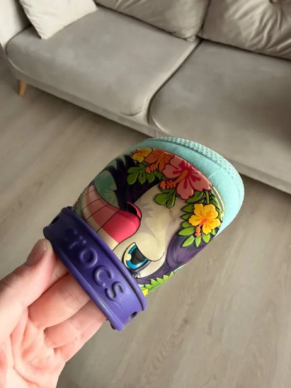 Crocs c7