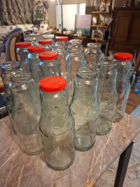 Литровые бутылки — Батуми — 15 ₾