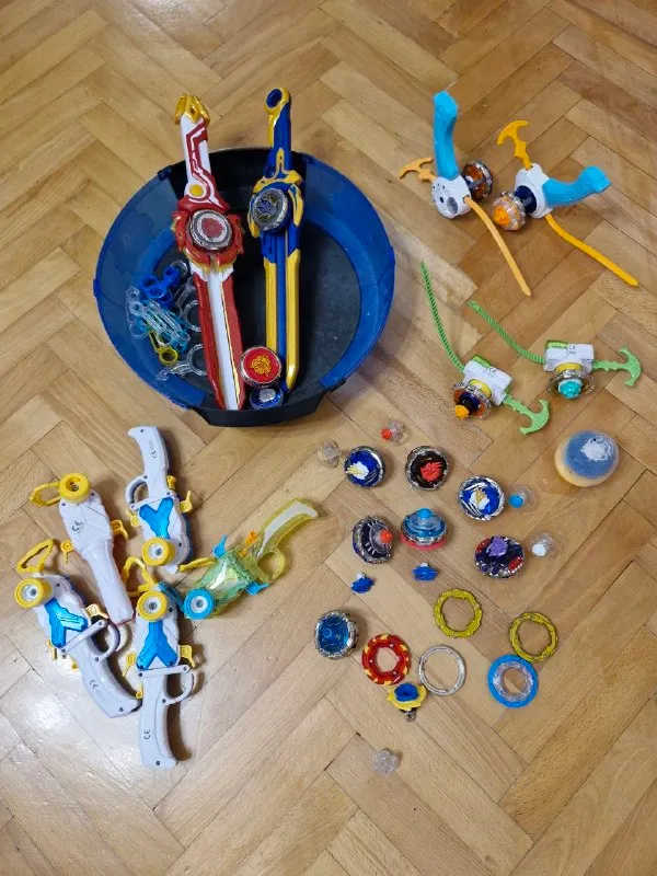 Волчки Infinity Nado