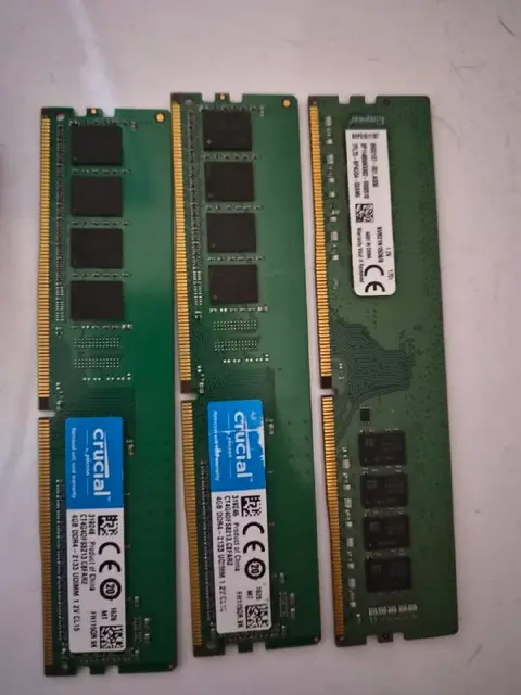 Оперативная память DDR4 crucial 2 плашки по 4 Гб — Tbilisi — 2,133 ₾