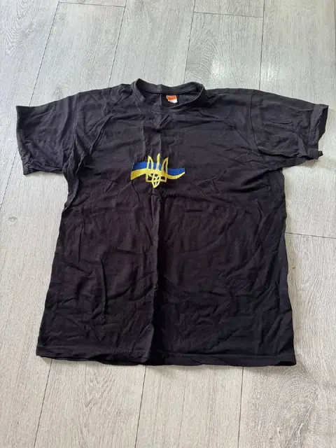 Футболка с трезубом — Батуми — 15 ₾
