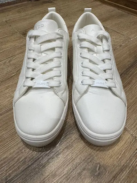 Женские кроссовки Aldo Meadows — Батуми — 80 ₾