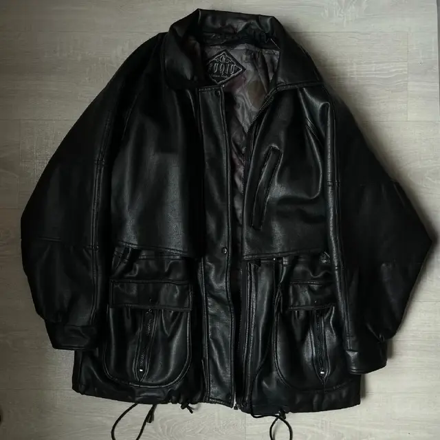 Куртка зам. кож. — Tbilisi — 10 ₾