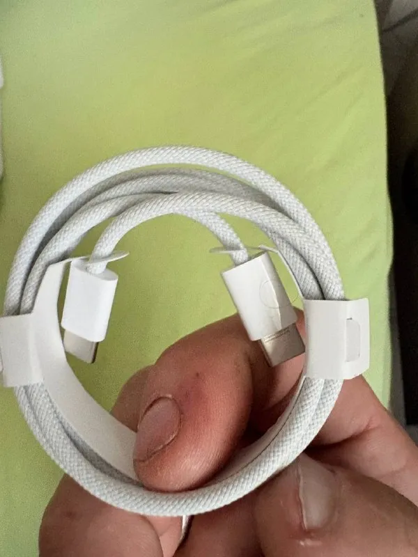 Оригинальный кабель Apple USB с USB с