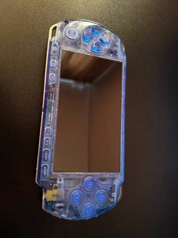 Легенда PSP 3000 в кастомном прозрачном корпусе