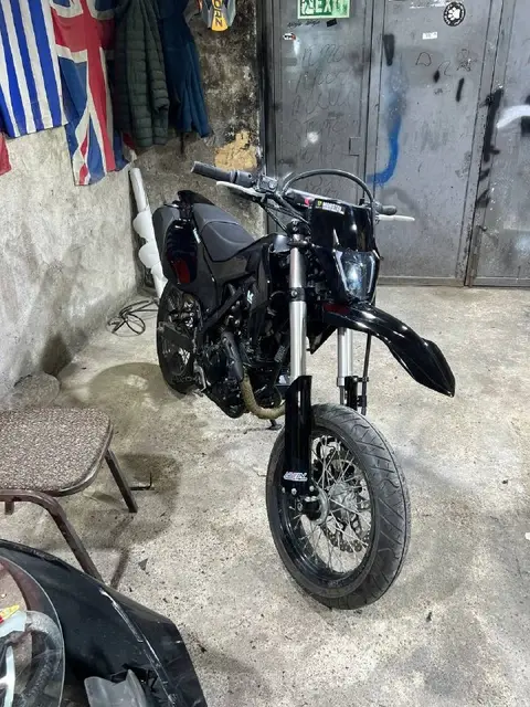 Мотоцикл kawasaki klx230sm 2023 года — Батуми — 3 500 $