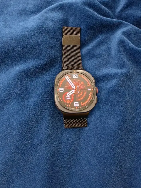 Часы samsung galaxy watch ultra 2 — Батуми — 1 400 ₾