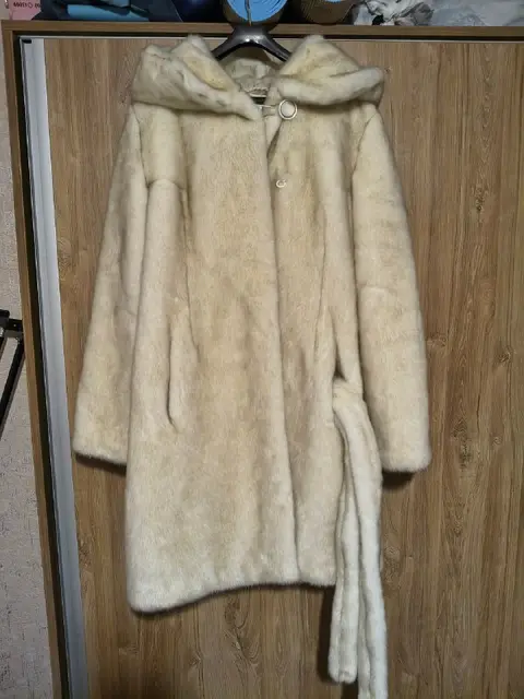 Бежевая шуба с поясом — Tbilisi — 80 ₾