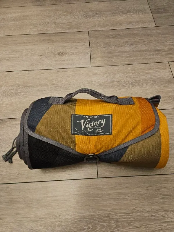 Nemo victory patio blanket