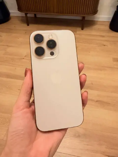 IPhone 16pro 256 ГБ — Тбилиси — 2 300 ₾