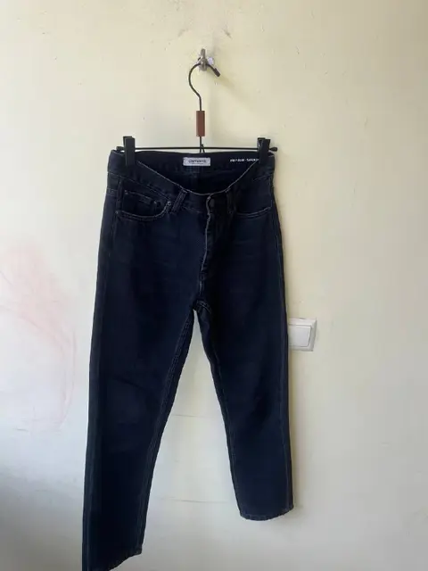 Джинсы женские Carhartt WIP Slim Tapered — Тбилиси — 50 ₾