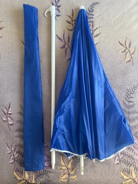 Пляжный зонт — Батуми — 15 ₾