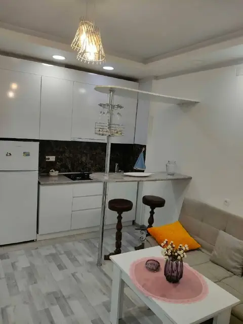 2х комнатную квартиру — Батуми — 450 $