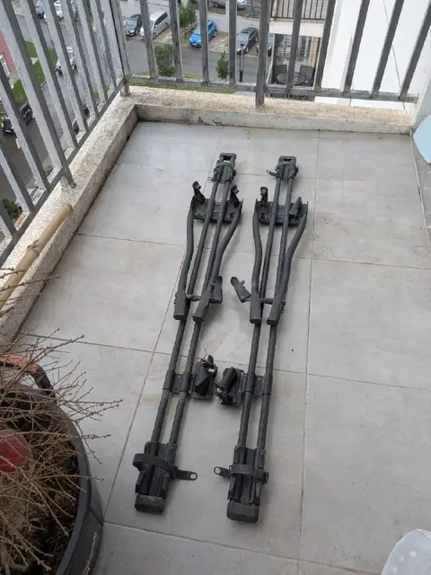 Крепление для перевозки велосипедов Thule 530 roof rack — Тбилиси — 300 ₾