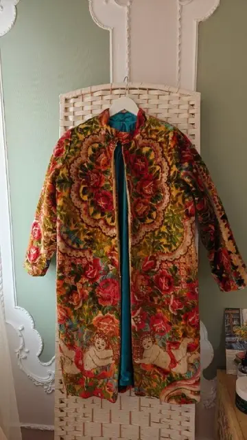 Дизайнерское пальто от Shavikata — Тбилиси — 390 ₾