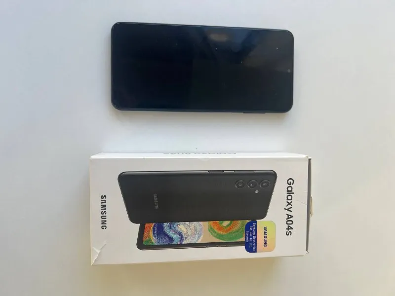 Samsung A04s
