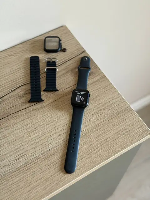 Apple Watch Series 7 41 мм черный — Batumi — 160 ₾