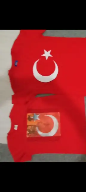 Две майки на 8,9 лет — Анталия — 130 ₺