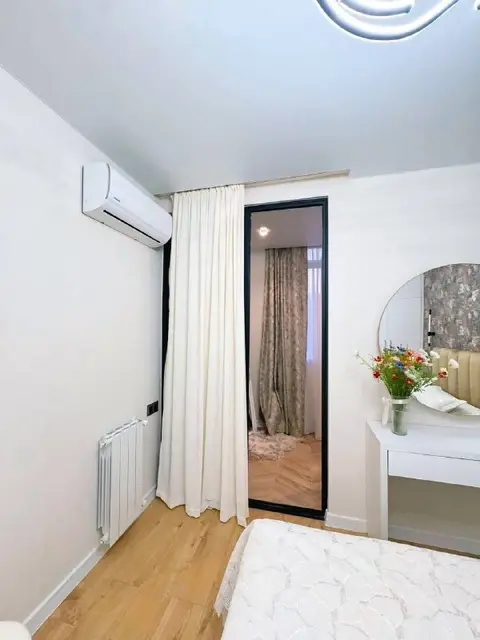 СДАМ КВАРТИРУ — Батуми — 450 $