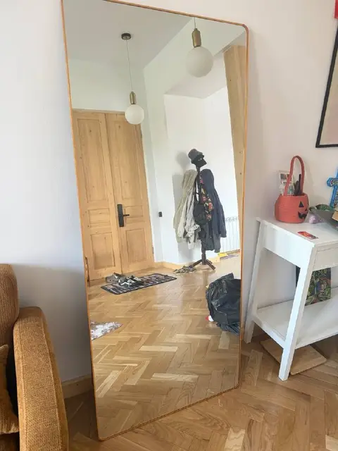 Зеркало 177/77 — Тбилиси — 220 ₾