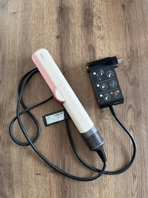 Dyson Airstrait Ceramic Pink — Анталия — 8 000 ₺