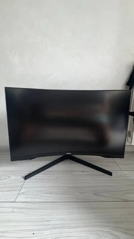 Монитор Samsung 32’ Odyssey G5
