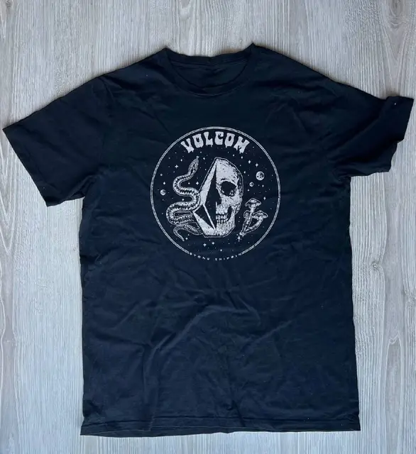Uniclo limited collection — голубая XL — Batumi — 50 ₾