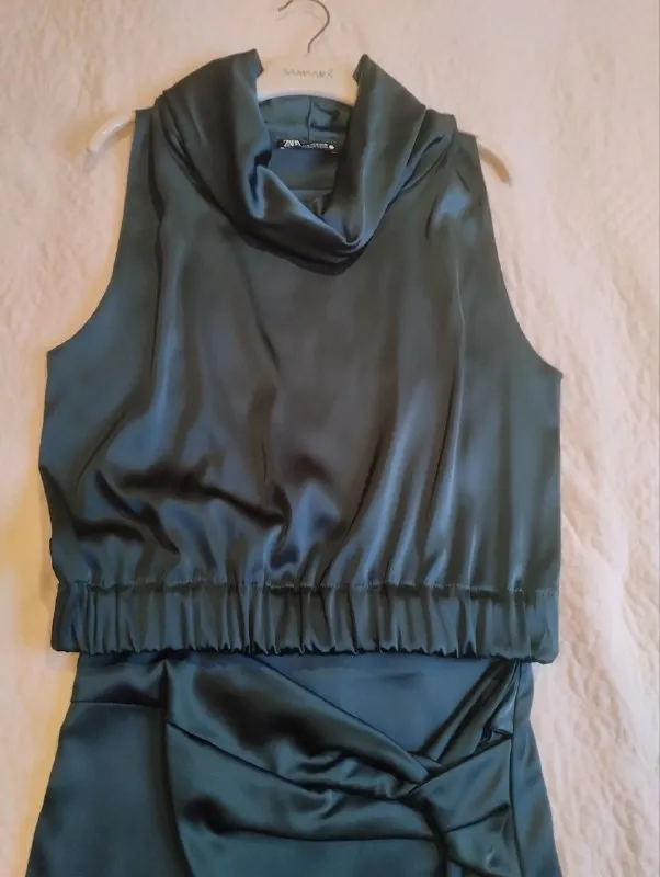 Выходной костюм Zara