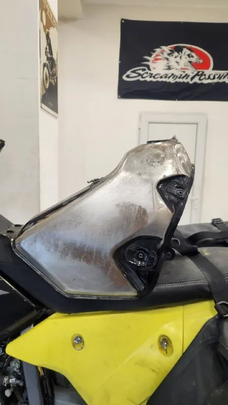 Бензобак DRZ400 S/SM под покраску
