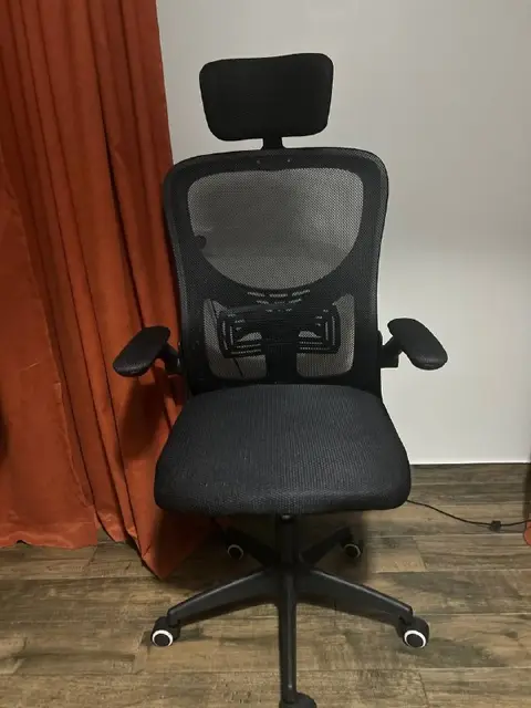 Компьютерное кресло-стул — Батуми — 130 ₾