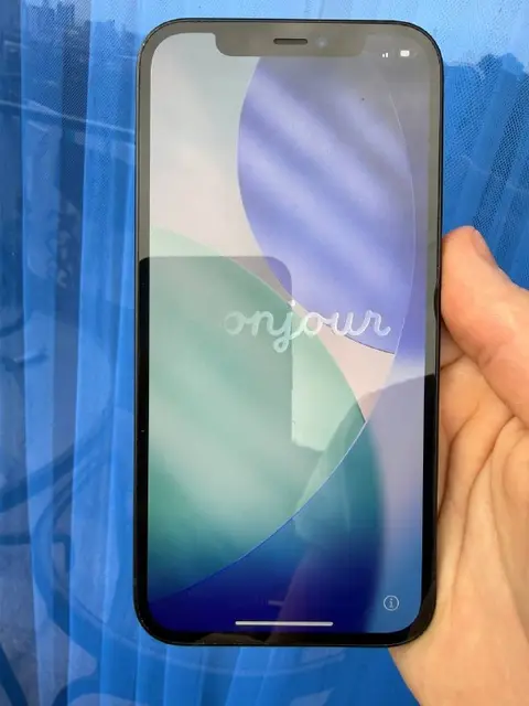 Iphone 12/128 — Батуми — 400 ₾