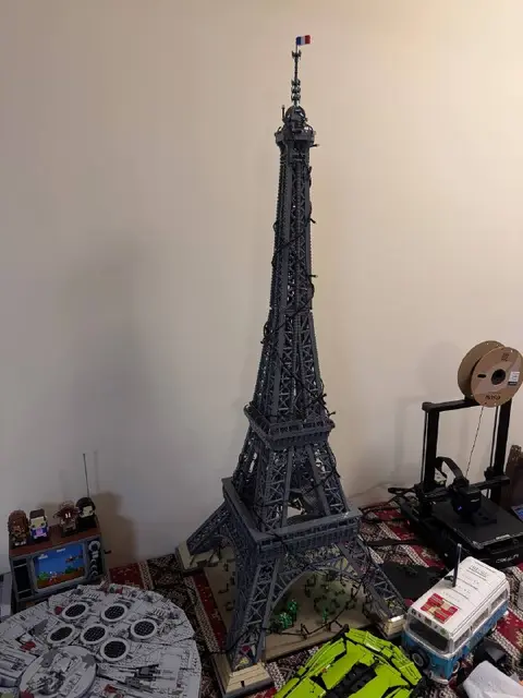 LEGO Icons 10307 Эйфелева башня — Yerevan — 150,000 ֏