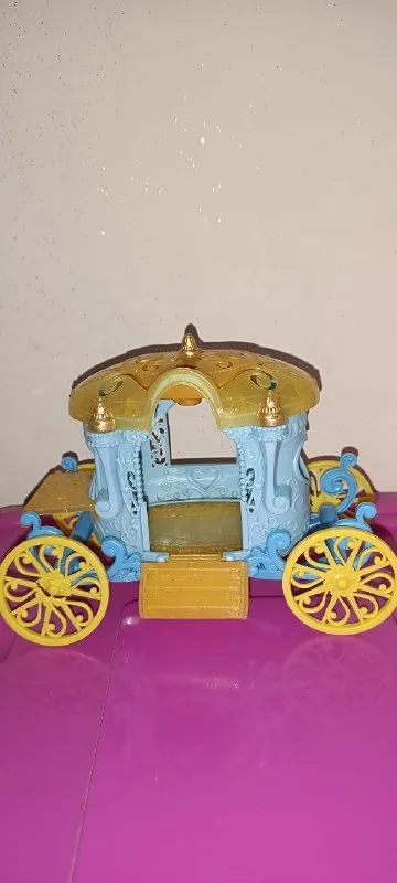 Игрушечная карета