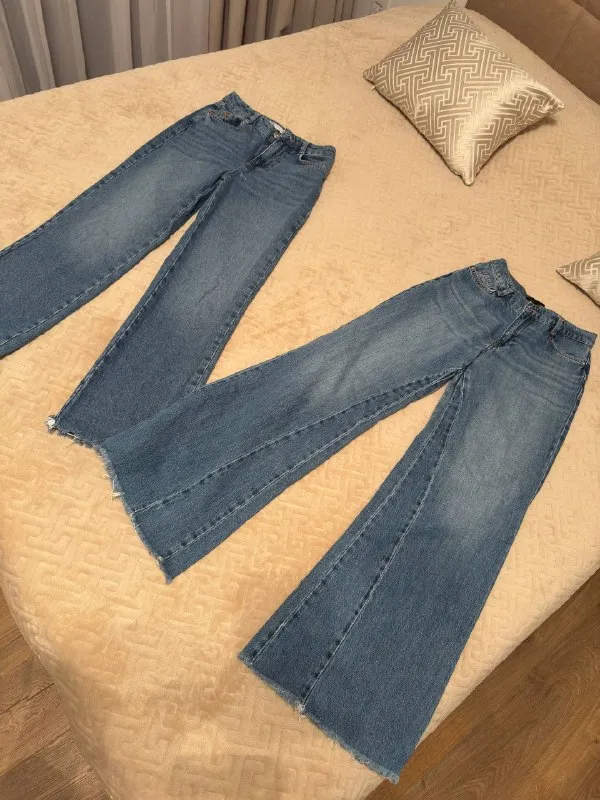 Джинсы Zara