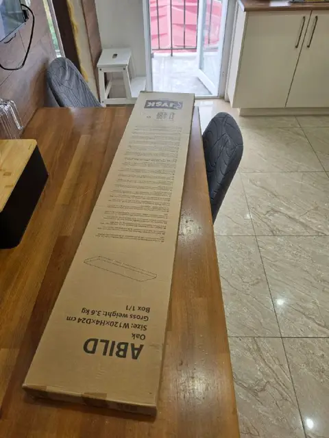Полочки фирмы Jysk — Батуми — 40 ₾