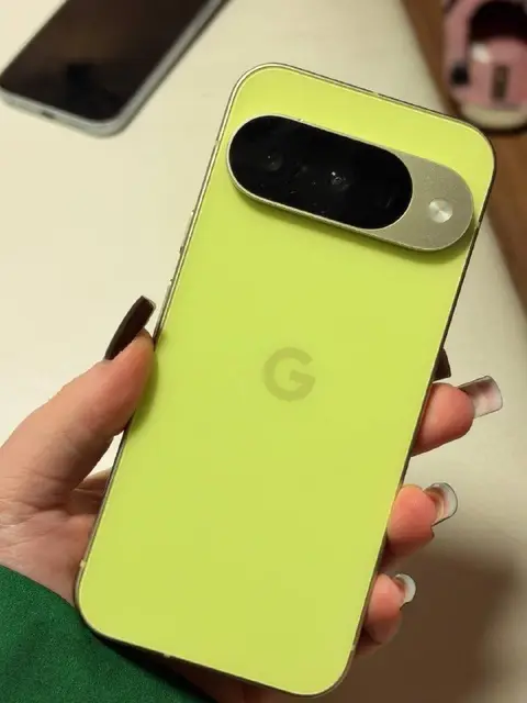 Google Pixel 10 (12/128 GB) Lemongrass — Тбилиси — 1 150 ₾