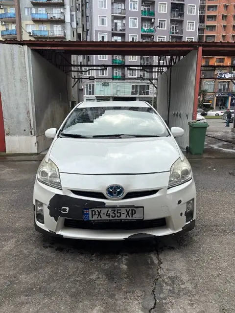 Toyota Prius 30 — Batumi — 4,800 $